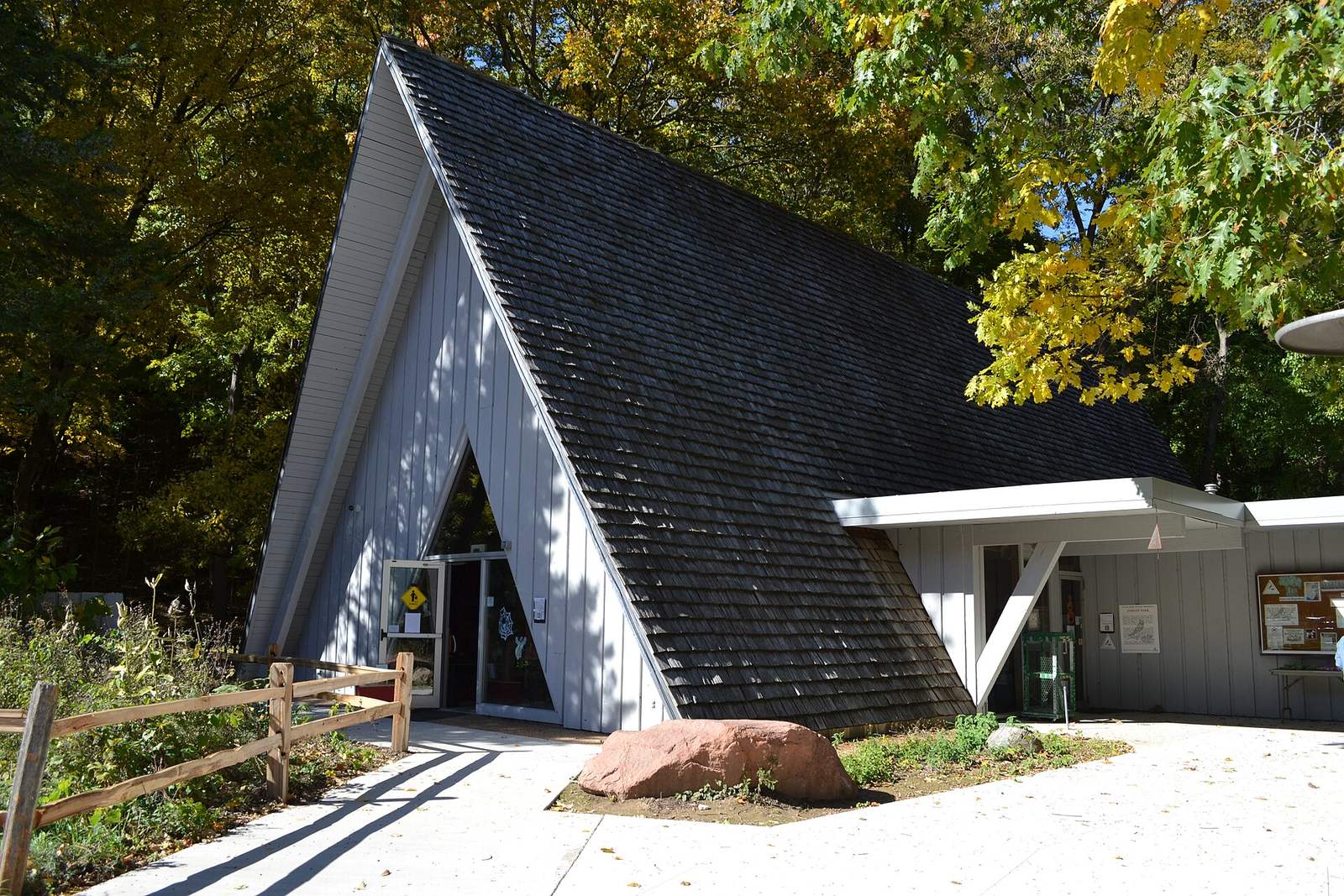 Forest Park Nature Center, Peoria Heights, Illinois